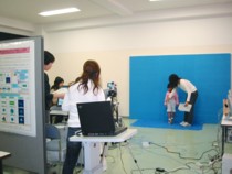 �B�e���i�ł��B�w�i�F�𓧉߂��č������܂��B